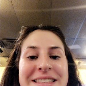 Meet your Posher, Avery